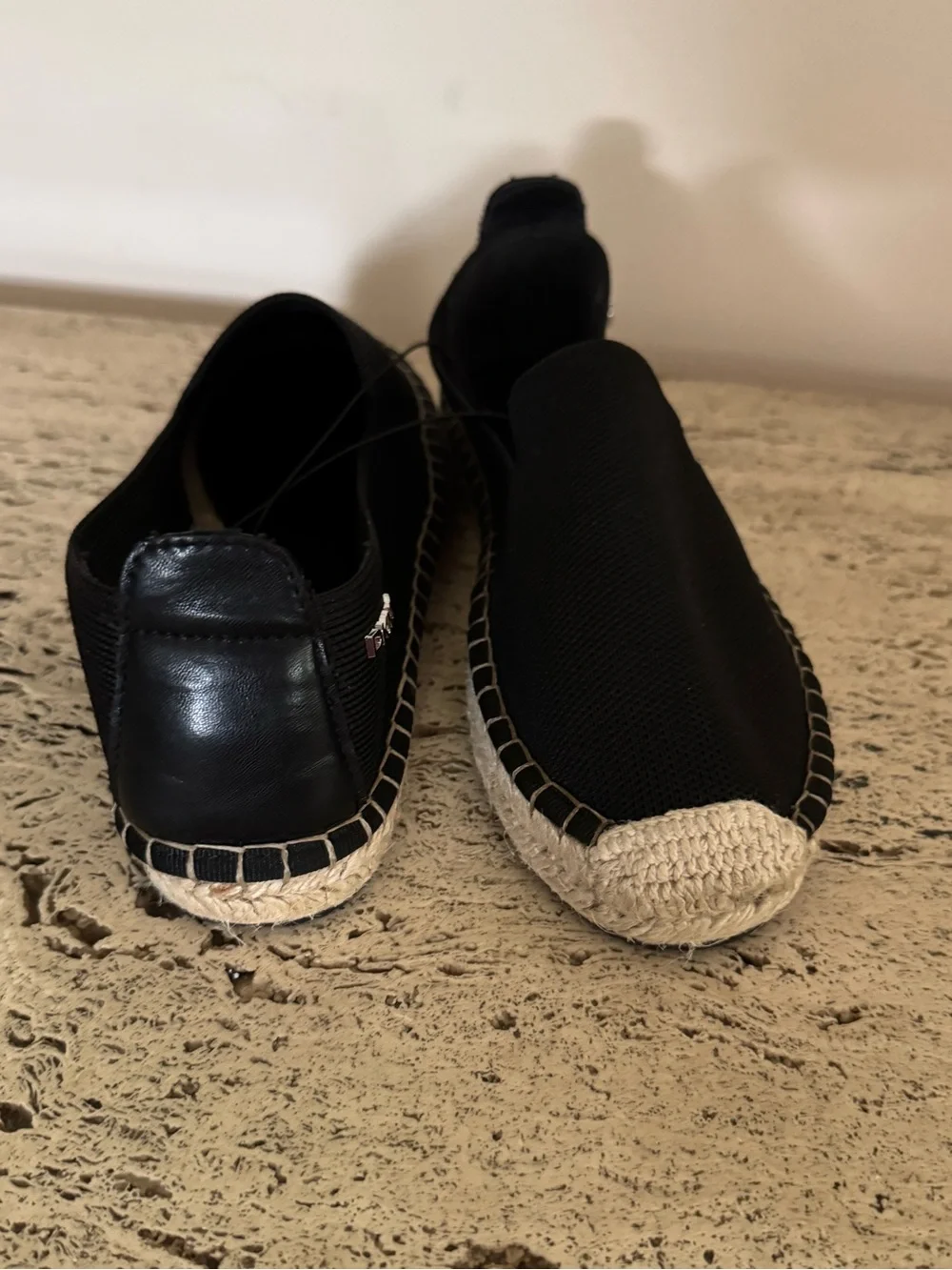 NWOB DKNY MALLANDRA ESPADRILLE. Size 8M. MSRP $119